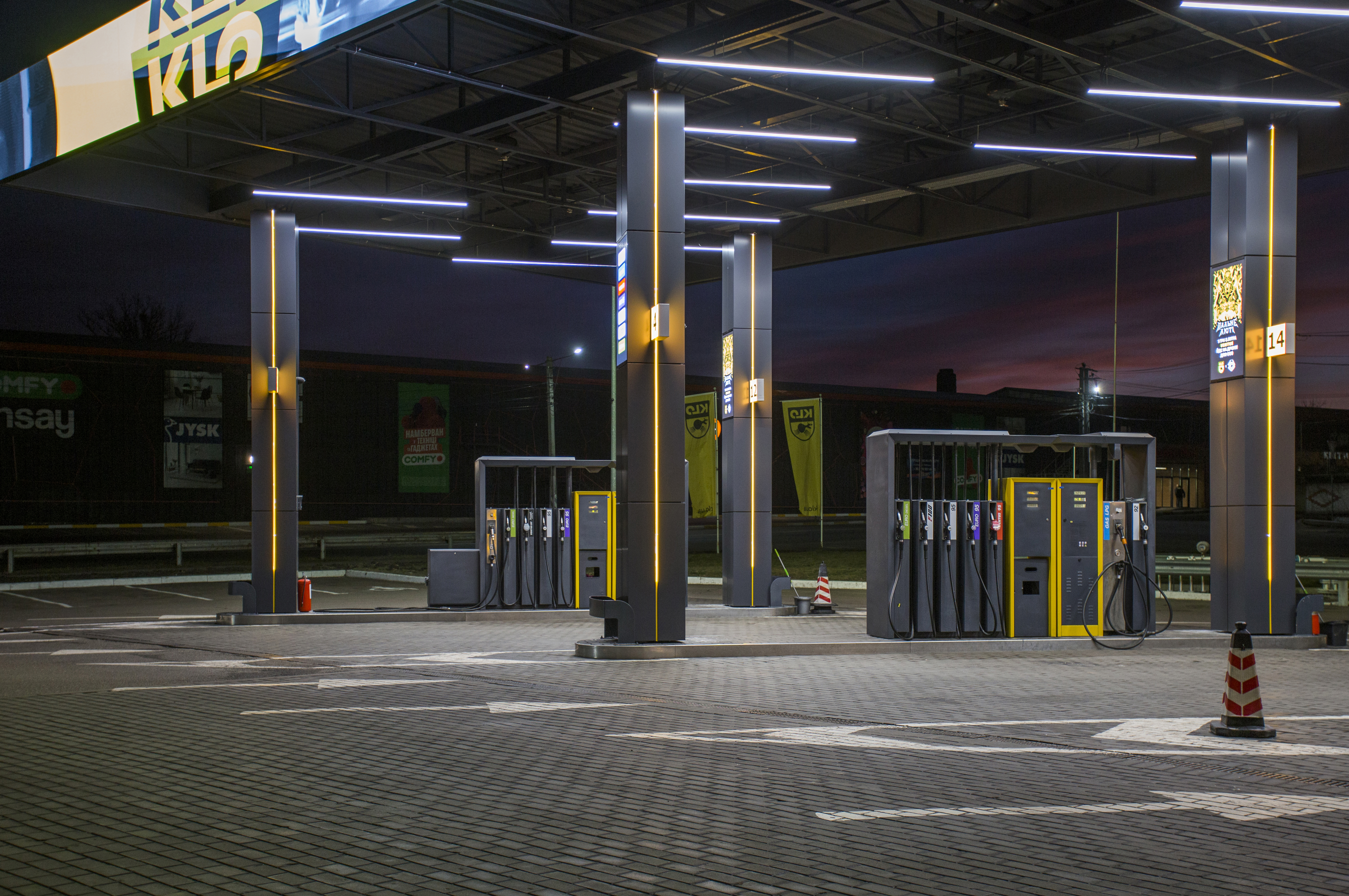 KLO gas station exterior design